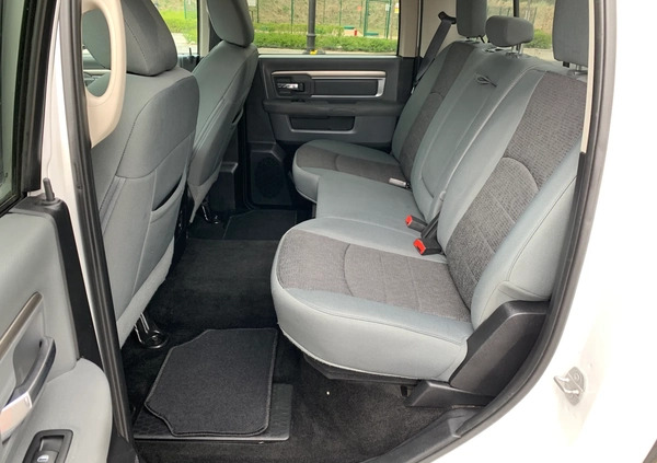 Dodge RAM cena 123000 przebieg: 267432, rok produkcji 2015 z Rydzyna małe 529